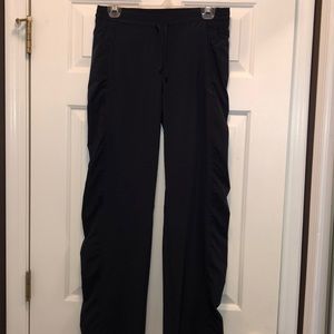 Athleta La Viva lightweight pants
